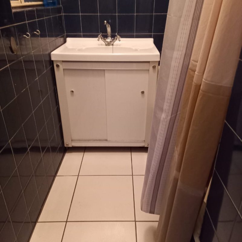 Apartment Flat for Sale in Beverley Gardens 4